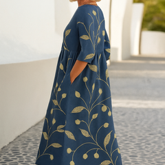 Vestido cómodo Teresa de Warszawska Elegancja, estilo clásico y elegante, con detalles sencillos y corte favorecedor.
