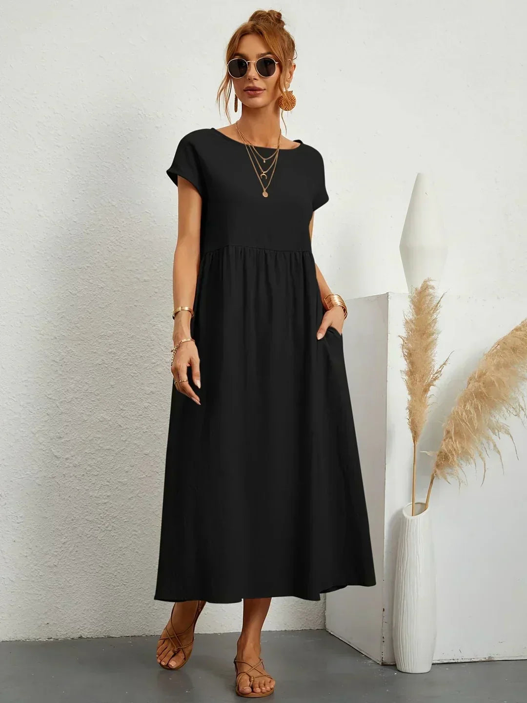 Vestido Irena de Warszawska Elegancja, elegante y femenina, con diseño ligero y cómodo para lucir con estilo.