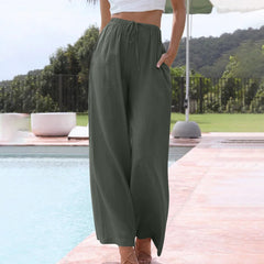 Pantalones cortos elegantes Vivian de Warszawska Elegancja para verano, vista frontal con diseño moderno y cómodo.