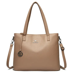 Maletín de viaje Wiktoria de Warszawska Elegancja, bolso grande de tela con asas y compartimentos para viajes.