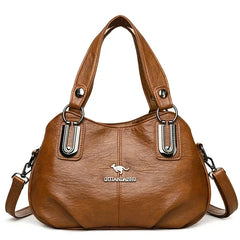 Lidia, gran bolso de diseñador de Warszawska Elegancja, con diseño elegante y amplio espacio, en color negro.