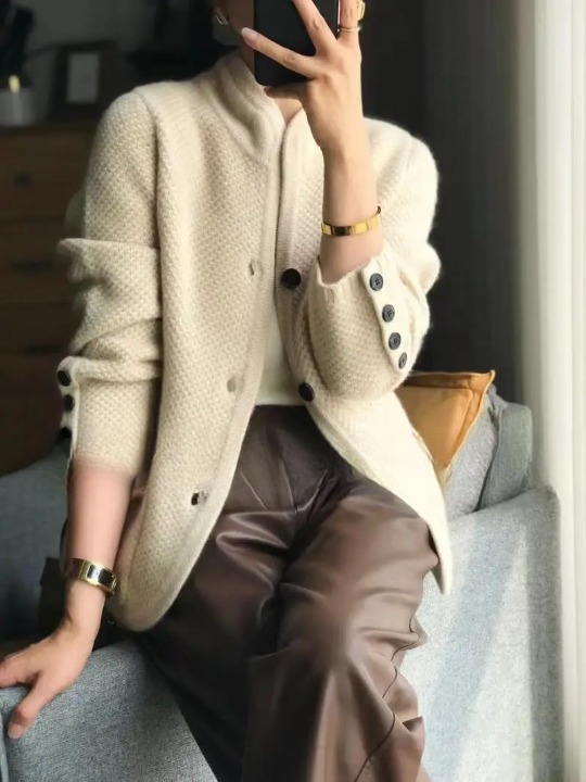 Lucille | Damski kardigan z miękkiego kaszmiru, zapinany na guziki, o klasycznym i eleganckim kroju