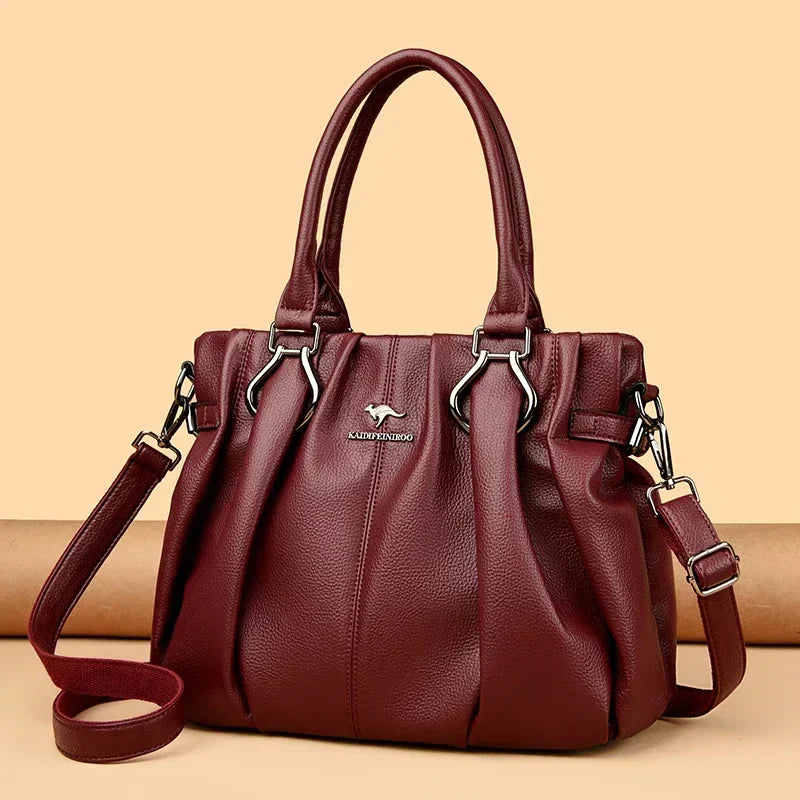 Bolsa cruzada marca Warszawska Elegancja, estilo cotidiano, en color negro, con correa ajustable y diseño elegante.