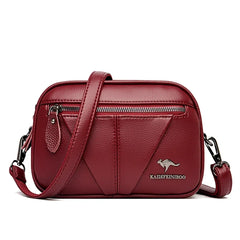 Bolsa de cuero compacta Kamila de Warszawska Elegancja, elegante y moderna, vista lateral con detalles en cuero genuino.