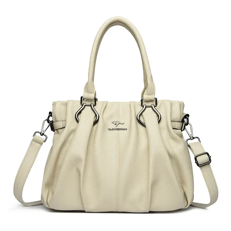 Bolsa tipo bandolera Lucyna de Warszawska Elegancja, ideal para uso diario, en color negro con diseño moderno y funcional.