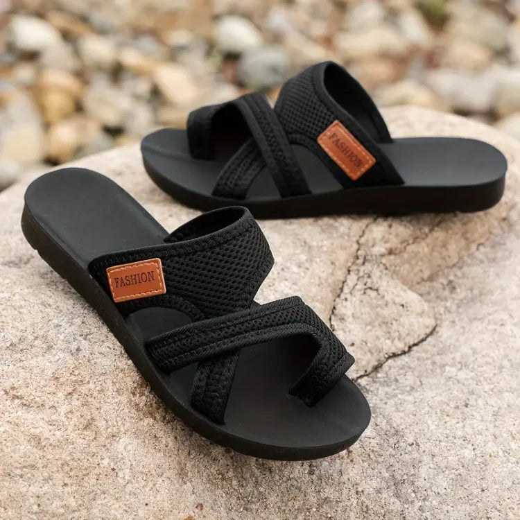 Sandalias cómodas Celia de Warszawska Elegancja, en oferta, con tiras y suela plana, ideales para verano y estilo casual.