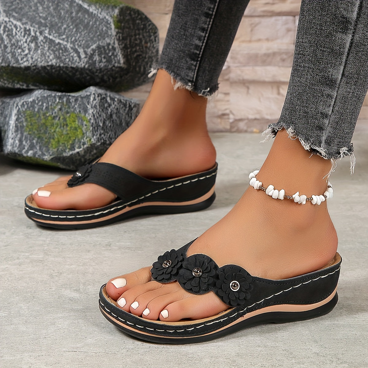 Sandalias ortopédicas Alia de Warszawska Elegancja, con soporte y diseño cómodo, ideales para cuidado de los pies.
