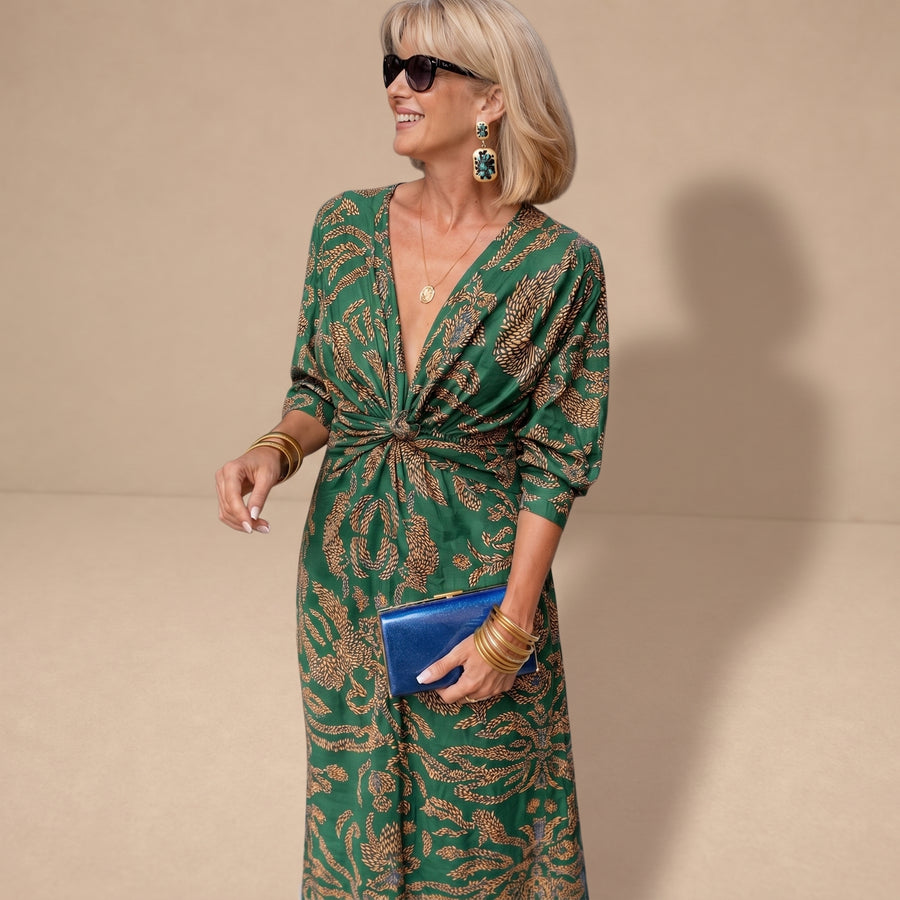 Vestido maxi boho Grażyna de Warszawska Elegancja, vestido ligero y amplio para mujer, con detalles elegantes y estilo bohemio.
