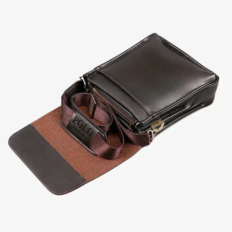 Bolsa de cuero azul Wioletta de Warszawska Elegancja, estilo elegante y moderno, con detalles en cuero y asa resistente.