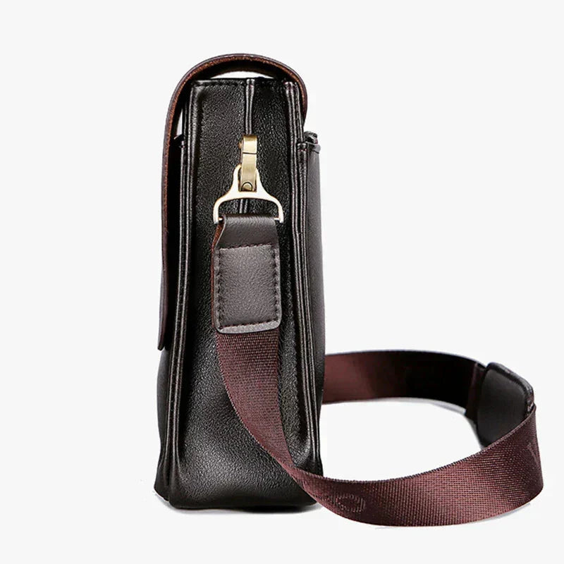 Bolso de cuero azul Wioletta PoloStreet de Warszawska Elegancja, bolso de mano de estilo clásico y elegante.